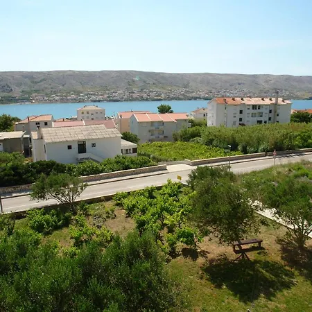 And With Parking Space Pag - 13060 3*