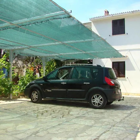 Guest house And With Parking Space Pag - 13060